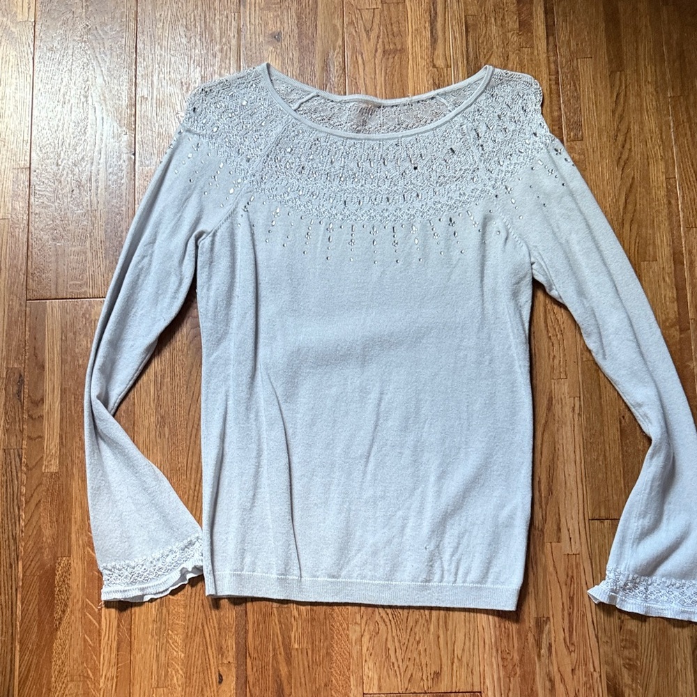White House Black Market Cream Lace Detail Top